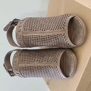 Indigo Road Heeled Sandals NWB